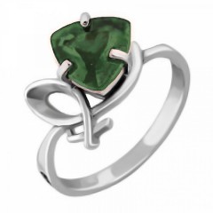 Серебряное кольцо с зеленым фианитом
