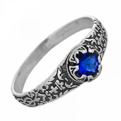 Серебряное кольцо синий фианит