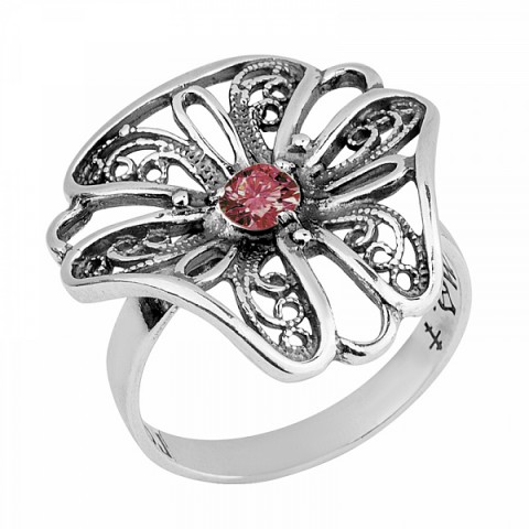 Серебряное кольцо с красным фианитом