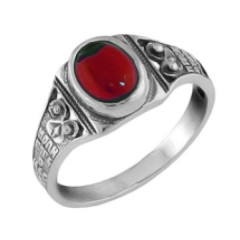 Серебряное кольцо с красным фианитом