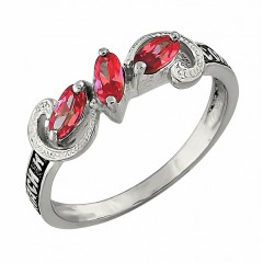 Серебряное кольцо с красным фианитом