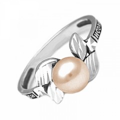 Серебряное кольцо с жемчугом